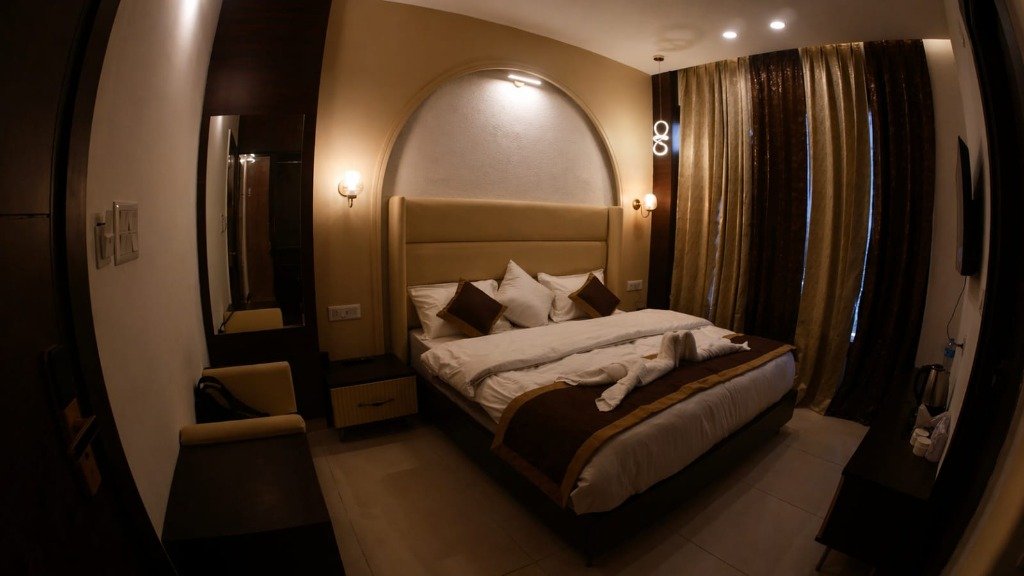 Deluxe Room Overview
